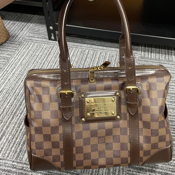 Louis Vuitton Handbags - Louis Vuitton Damier Ebene Berkeley Bag Discontinued Authentic
